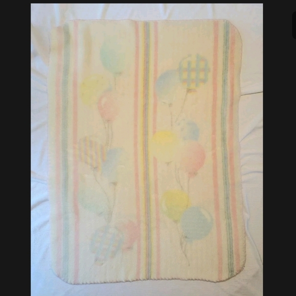 Vintage 90s Minky Baby Blanket Balloons - Picture 2 of 6